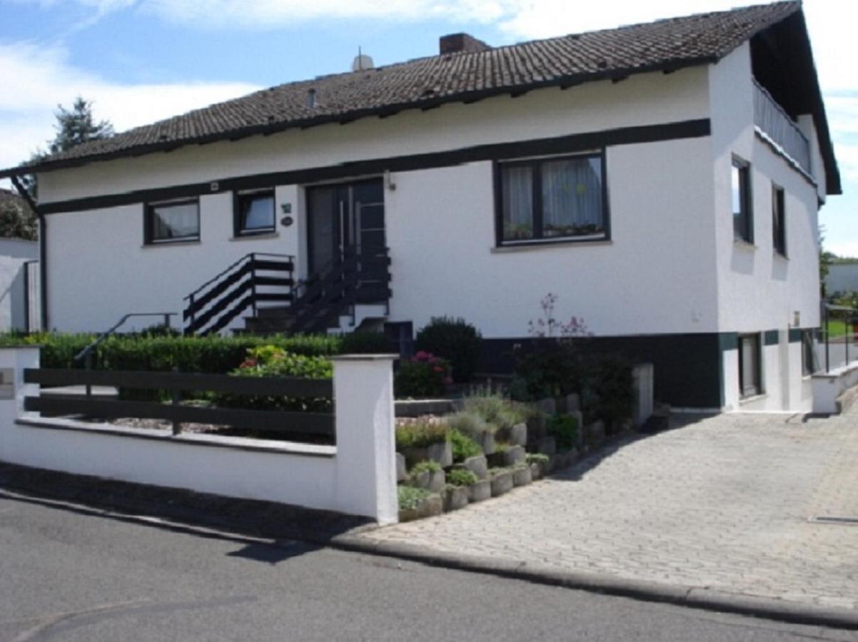 Ferienwohnung Troeppner Kolitzheim Dış mekan fotoğraf